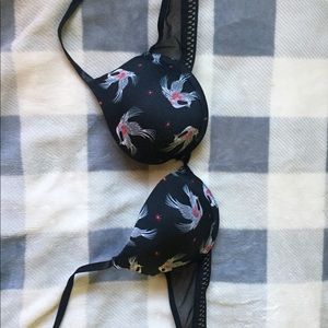 Black wire push-up bra! Padded